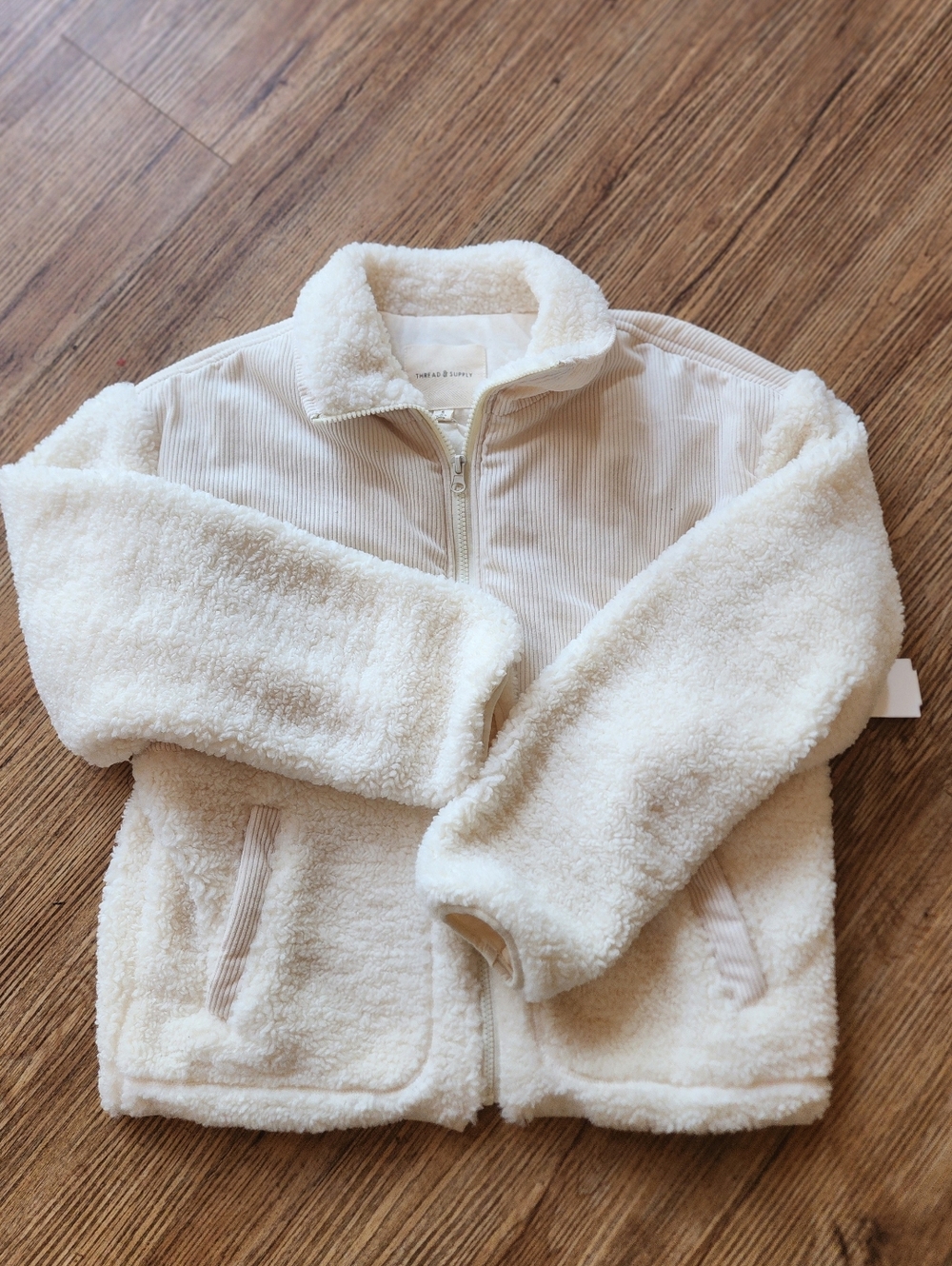 Size S  Thread & Supli Cozy Cream Sherpa Zip-Up Jacket